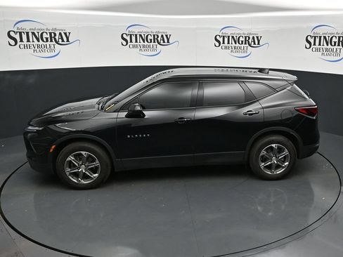 Used 2023 Chevrolet Blazer LT FWD image 21