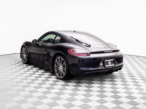 Certified 2015 Porsche Cayman GTS image 3