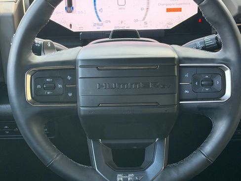 Used 2025 GMC Hummer EV 2X AWD/4WD image 14