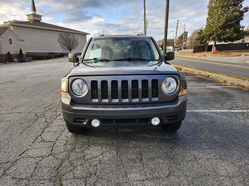 Used 2015 Jeep Patriot Latitude w/ Sun/Sound Group image 2