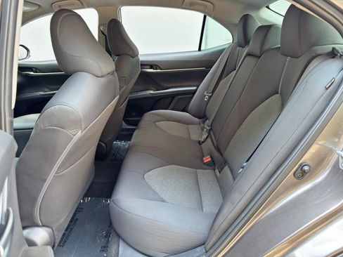 Used 2021 Toyota Camry LE FWD image 34