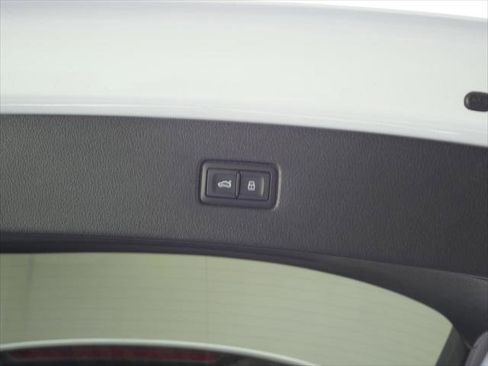 Certified 2025 Audi Q7 2.0T Premium Plus AWD/4WD image 11