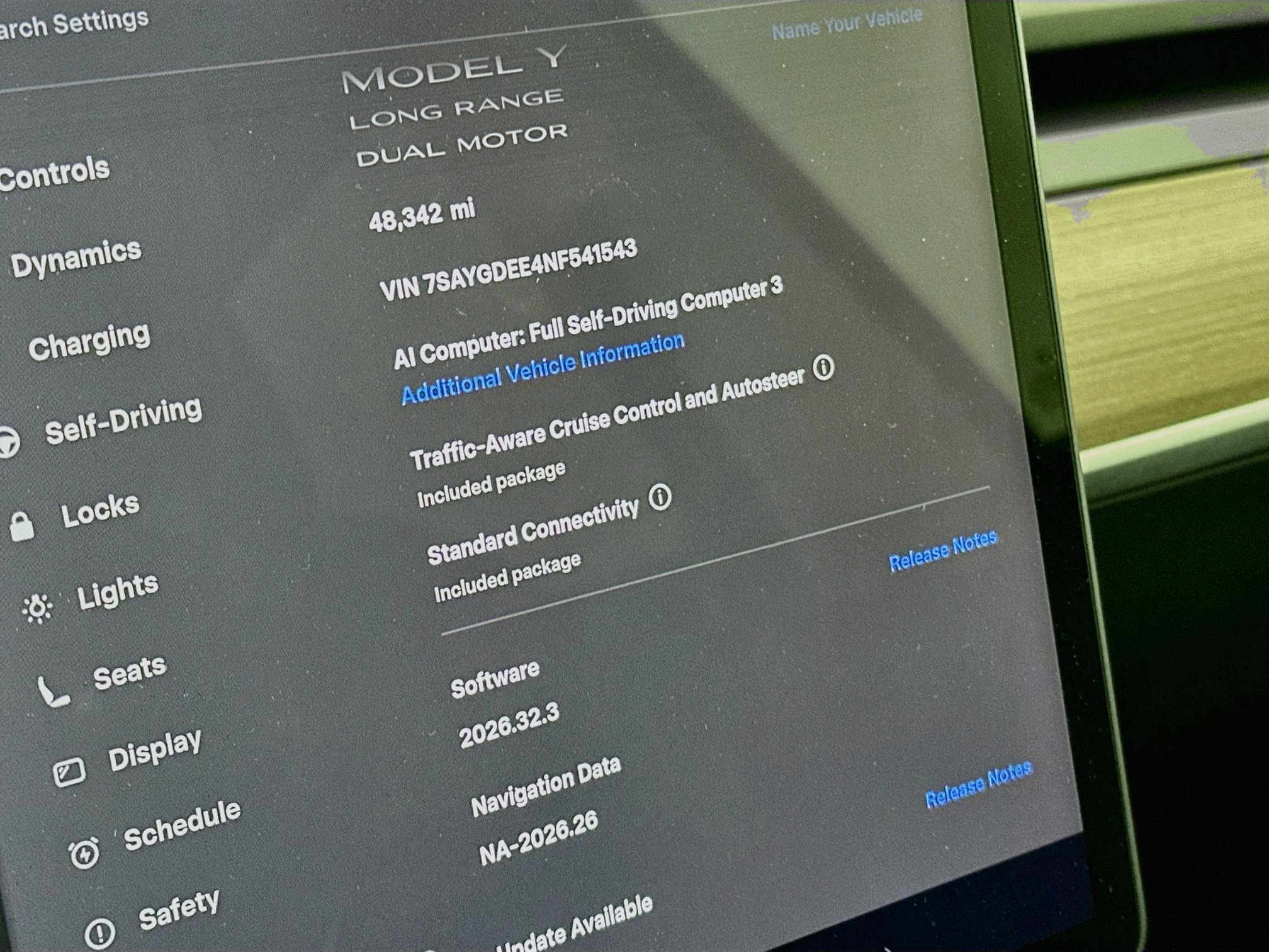 Used 2022 Tesla Model Y Long Range AWD/4WD image 18