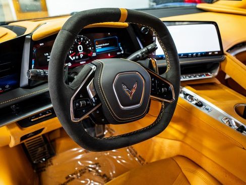 Used 2026 Chevrolet Corvette Stingray Premium Cpe w/ Z51 Performance Package image 37