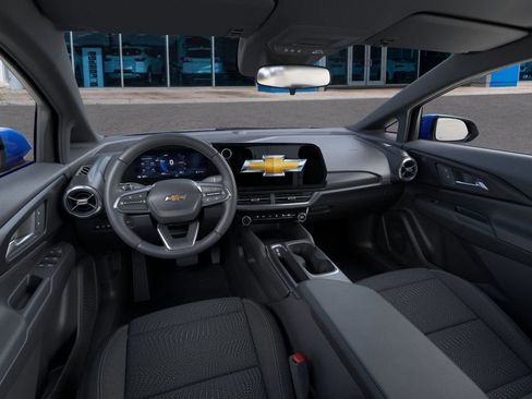 New 2026 Chevrolet Equinox EV LT image 15