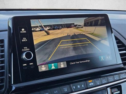 Used 2025 Honda Odyssey Sport-L image 15