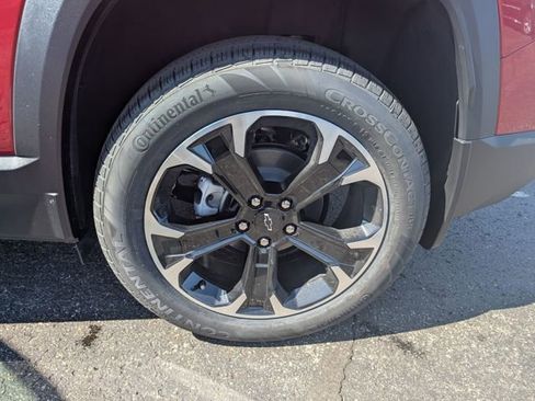 New 2026 Chevrolet Equinox LT w/ Convenience Package II image 24