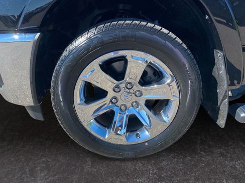Used 2025 RAM 1500 Big Horn AWD/4WD image 9