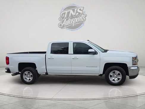 Used 2018 Chevrolet Silverado 1500 LT w/ All Star Edition AWD/4WD image 4