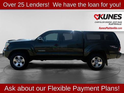 Used 2013 Toyota Tacoma 4x4 Double Cab w/ TRD Sport Pkg image 4