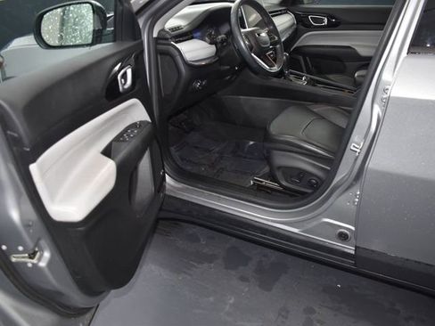 Used 2022 Jeep Compass Limited w/ Sun and Sound Group image 12