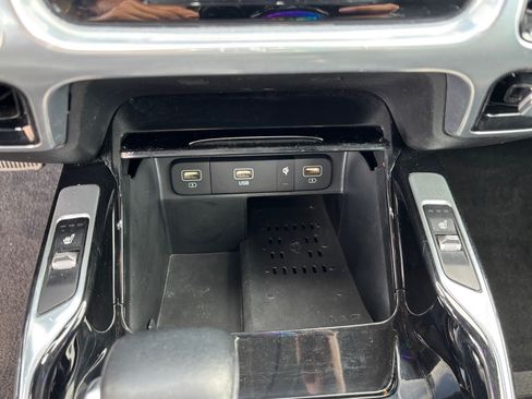 Used 2023 Kia Sorento SX AWD/4WD image 15