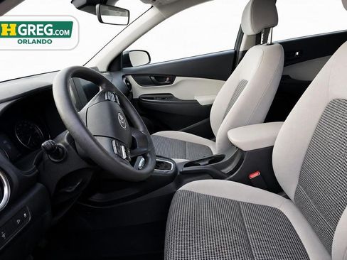Used 2022 Hyundai Kona SE w/ Cargo Package FWD image 10