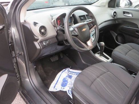 Used 2016 Chevrolet Sonic LT FWD image 12