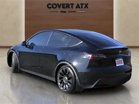 Used 2023 Tesla Model Y Performance image 3