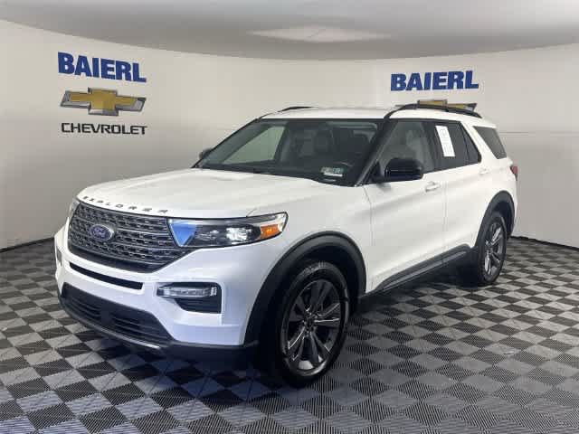 Used 2022 Ford Explorer XLT w/ Equipment Group 202A AWD/4WD image 1