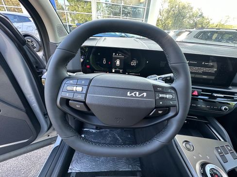 New 2026 Kia Sportage EX image 40