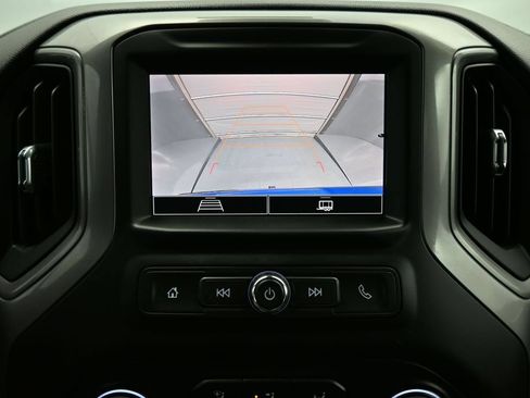 Used 2022 Chevrolet Silverado 1500 Custom AWD/4WD image 24