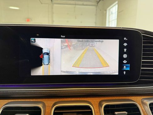 Used 2020 Mercedes-Benz GLE 350 4MATIC image 19