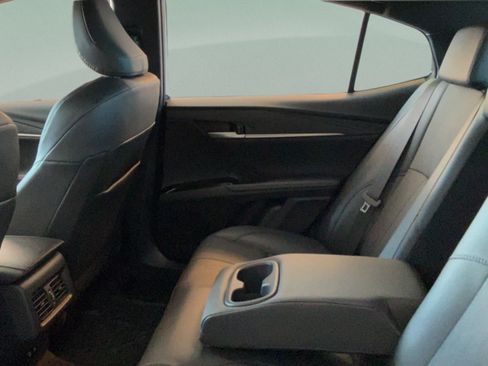 Certified 2025 Toyota Camry XSE FWD image 28