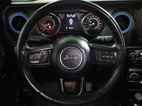 Used 2022 Jeep Gladiator Sport AWD/4WD image 17