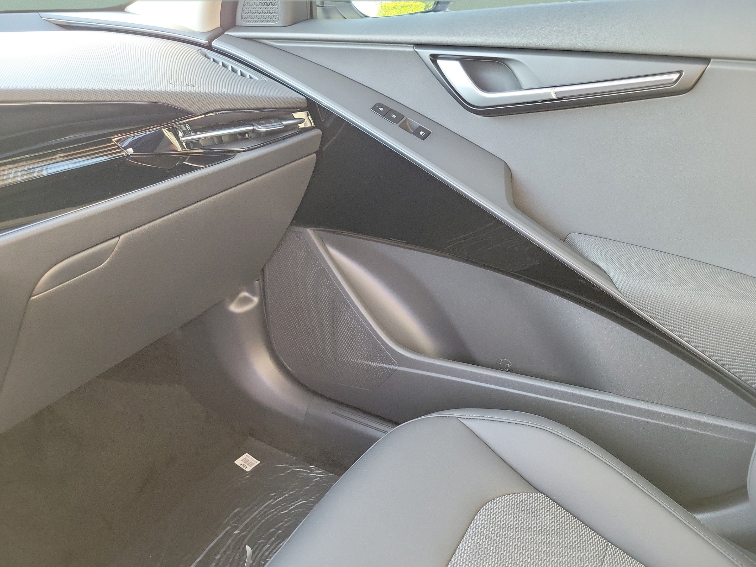 New 2026 Kia Niro EX FWD image 20