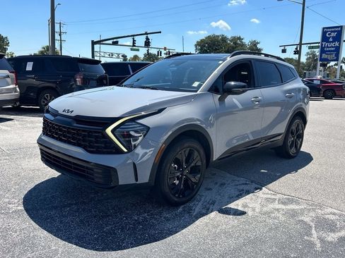 Certified 2025 Kia Sportage X-Line w/ Premium Package AWD/4WD image 9