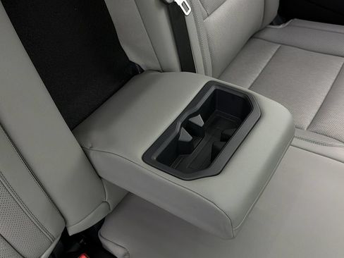 Used 2025 Toyota Tundra Limited AWD/4WD image 39