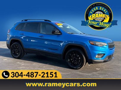 Used 2023 Jeep Cherokee Altitude Lux