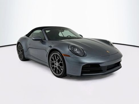 Certified 2025 Porsche 911 Carrera RWD image 9