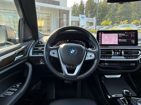 Used 2024 BMW X3 xDrive30i AWD/4WD image 10