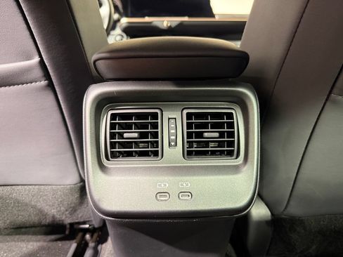 Certified 2023 Toyota Crown AWD/4WD image 19