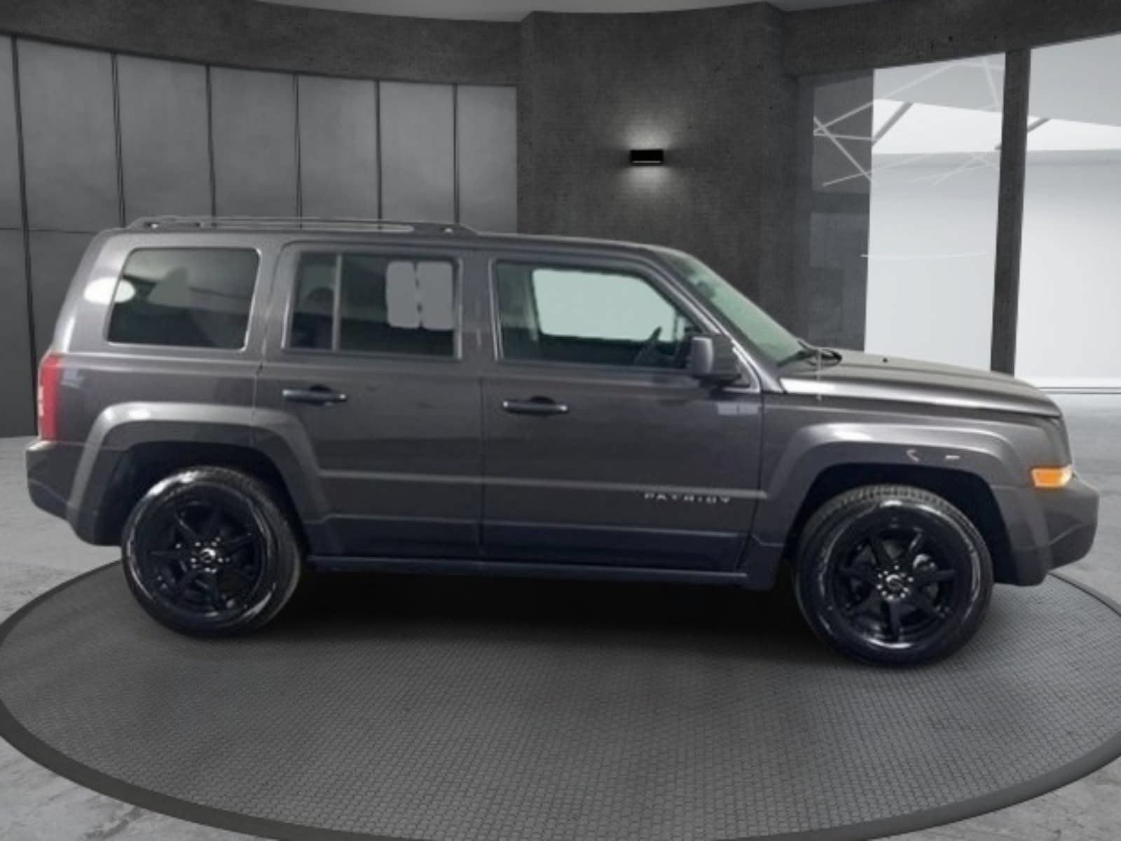 Used 2017 Jeep Patriot Sport w/ Power Value Group FWD image 5
