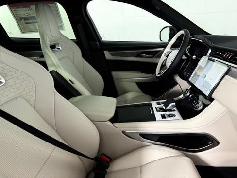 Certified 2026 Jaguar F-PACE R-Dynamic S AWD/4WD image 41