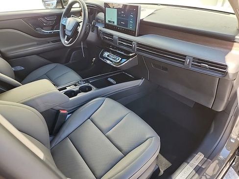 New 2025 Lincoln Corsair Grand Touring w/ Jet Appearance Package image 14