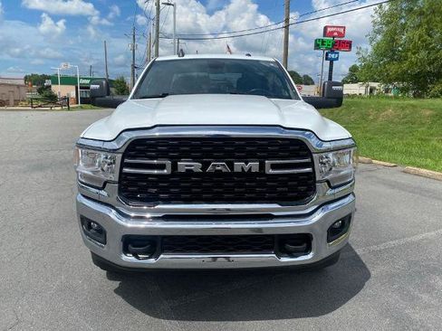 Used 2024 RAM 2500 Big Horn w/ Bed Utility Group AWD/4WD image 2