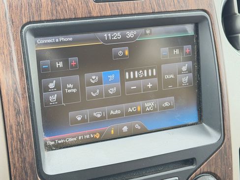 Used 2013 Ford F150 Lariat w/ Luxury Equipment Group image 30