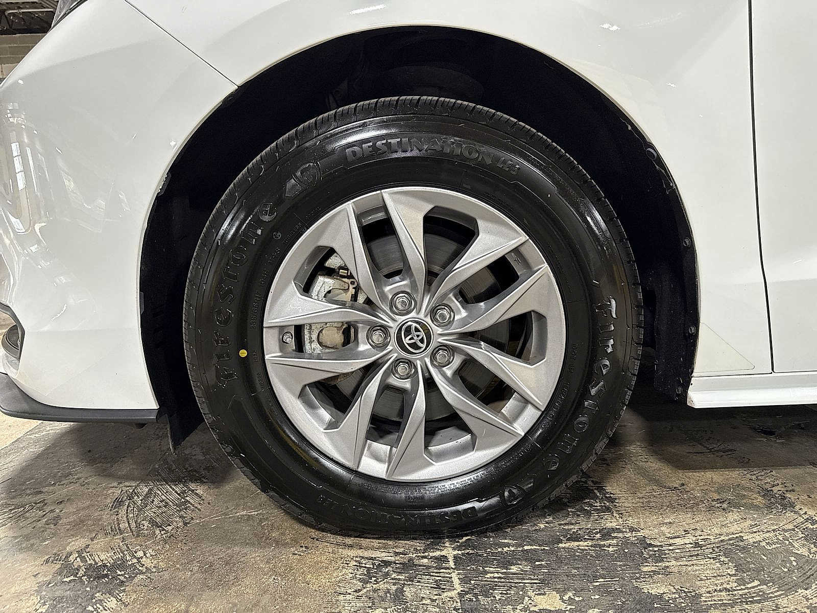 Certified 2022 Toyota Sienna LE FWD image 10