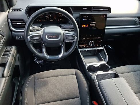 Used 2025 GMC Terrain Elevation AWD/4WD image 11