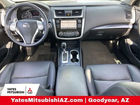 Used 2018 Nissan Altima 2.5 SR w/ SR Special Edition image 16