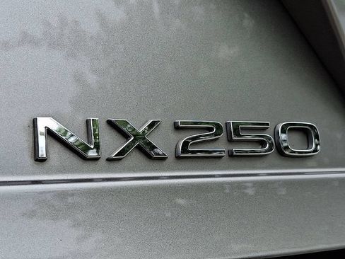 Used 2024 Lexus NX 250 FWD image 33