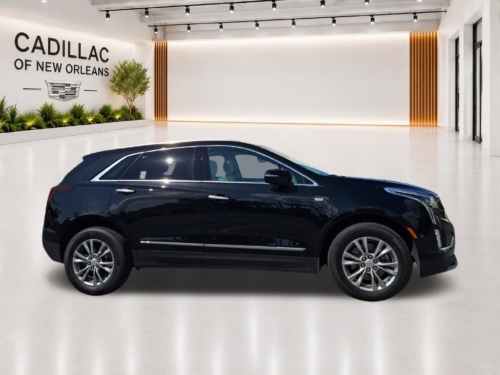 Used 2022 Cadillac XT5 Premium Luxury FWD image 2