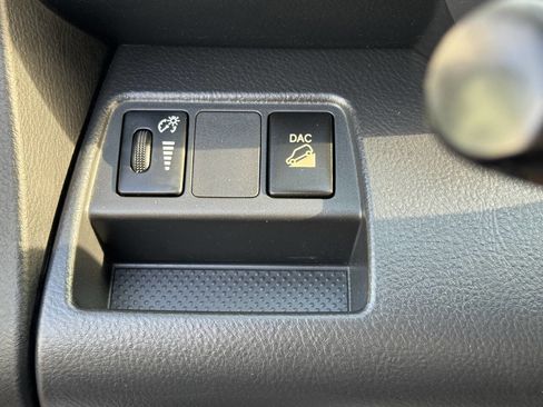 Used 2009 Toyota RAV4 Sport image 40