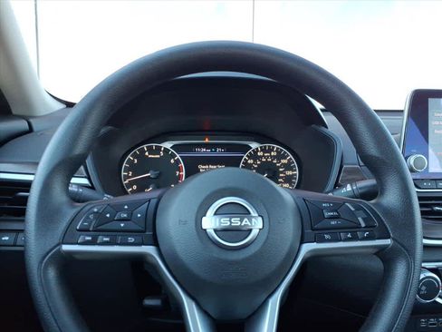 Certified 2023 Nissan Altima 2.5 SV image 24