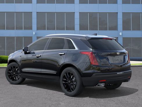 New 2026 Cadillac XT5 Luxury image 3