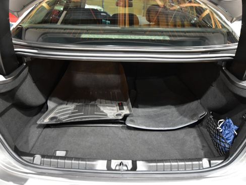 Used 2016 Maserati Ghibli image 46