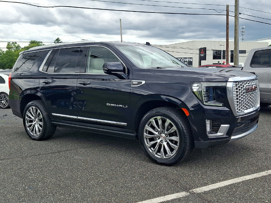 Used 2023 GMC Yukon Denali AWD/4WD image 6