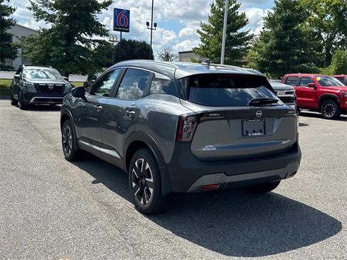 New 2025 Nissan Kicks SV w/ SV Premium Package image 6