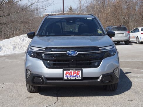 New 2025 Subaru Forester Touring image 2