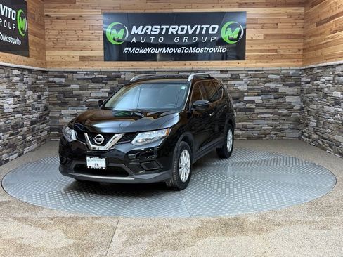 Used 2016 Nissan Rogue SV w/ SV Premium Package image 4